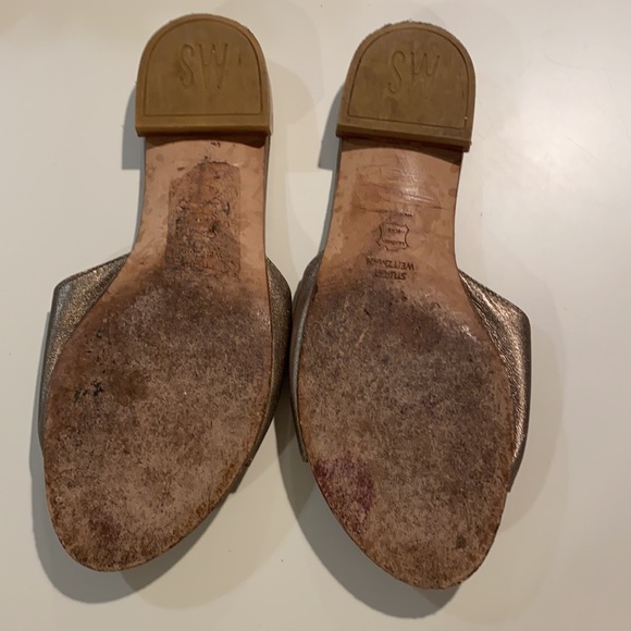 Stuart Weitzman Gold slides 6.5 - Picture 5 of 8